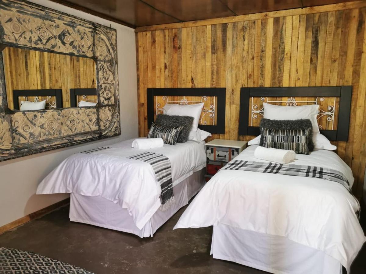 Kromdraai Guest Rooms Krugersdorp Eksteriør billede